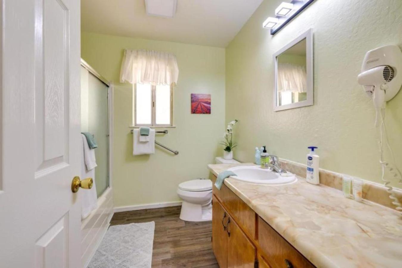 Villa New! Cozy & Secluded House W/Deck - Near Yosemite! Tuolumne Exterior foto
